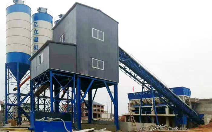 混（hún）凝土攪拌站密（mì）封（fēng）式的攪拌主機