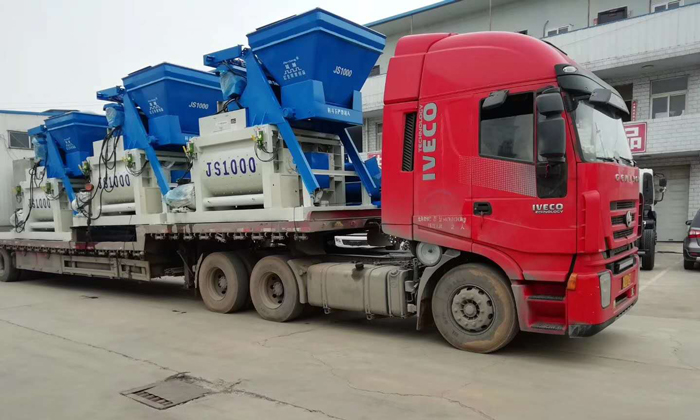 混凝土攪拌站(zhàn)設備發貨中_億立攪拌(bàn)站廠家