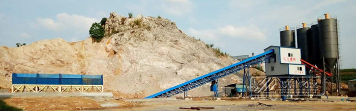 180混凝土攪（jiǎo）拌站_大型攪拌站設備