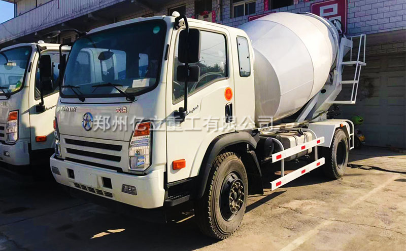 混凝土攪拌車_億立（lì）廠家（jiā）_罐車