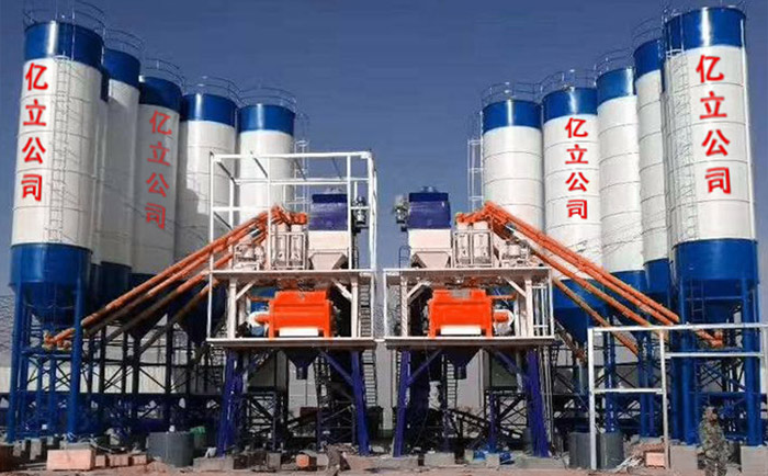 混凝土攪拌站設備生產現場