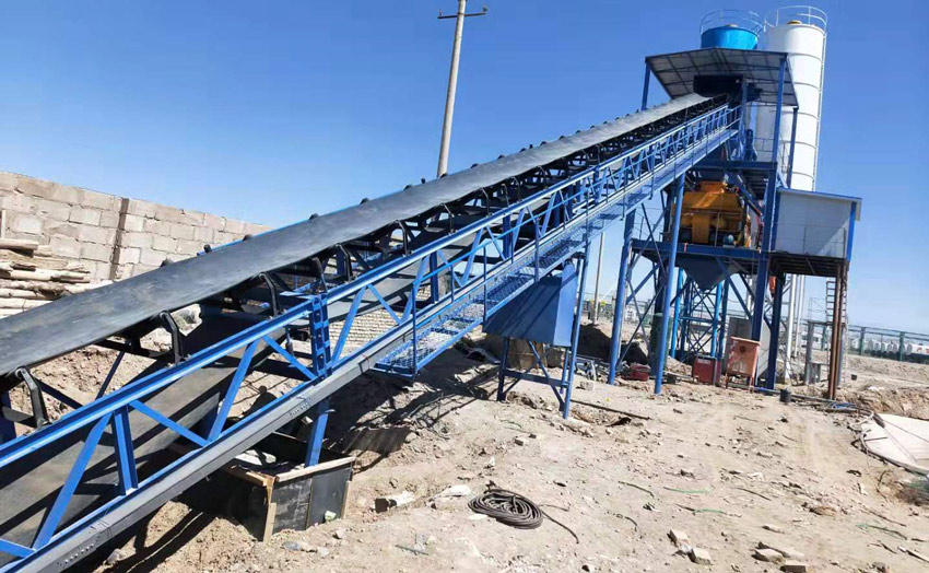 hzs90攪拌站混凝（níng）土生產現場