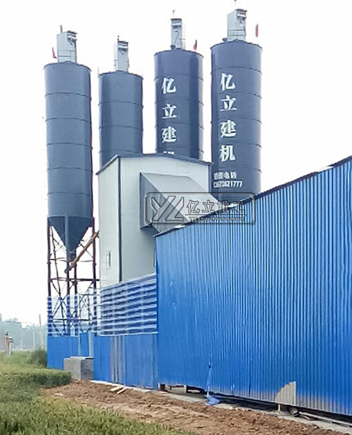 環保混凝（níng）土攪拌站用戶現場 低揚塵效率高