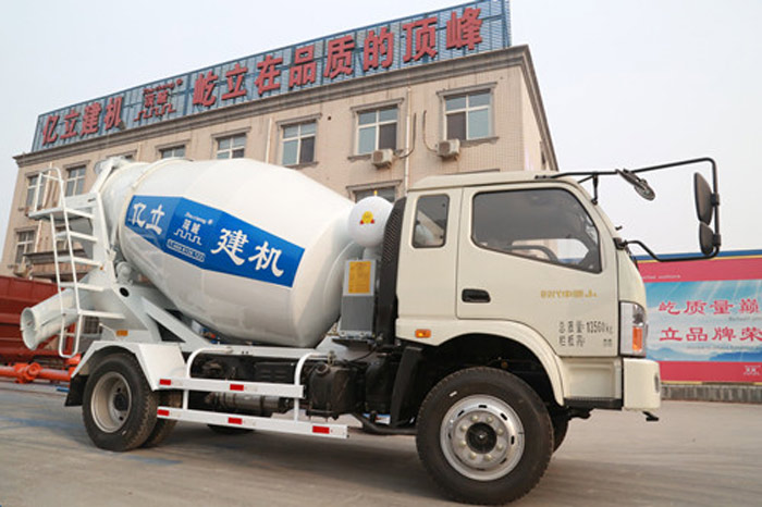 混凝土運輸車 億立罐車生產廠家