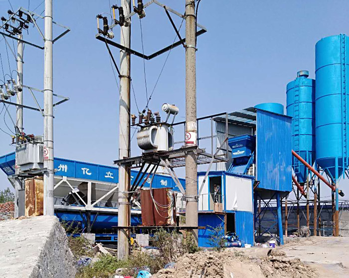 時產25方混凝土的混凝土攪拌站（zhàn）用戶現（xiàn）場